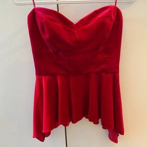 GUESS STRAPLESS RED VELVET TOP